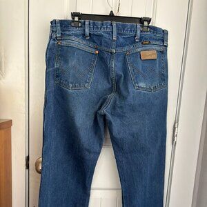 Vintage Men's Wrangler Blue Jeans